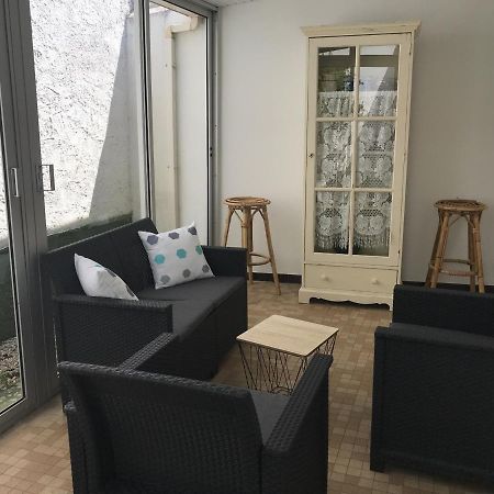 Maison Avec Courette A 450M De La Plage Et Proche Commerces - Tout Equipee - Fr-1-22-176 La Tranche-sur-Mer Exteriör bild